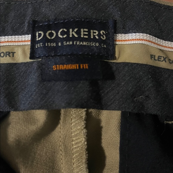 Dockers Men's Khaki Chinos - Picture 2 of 3